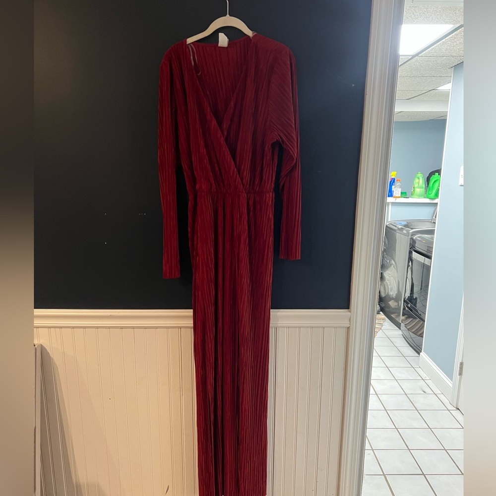 Long sleeved red stretchy dress with slits 2X